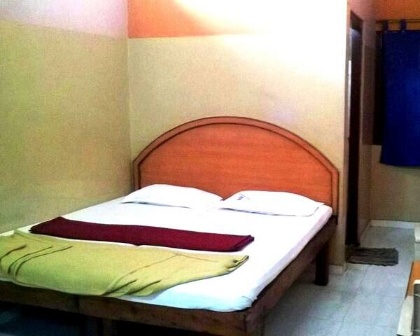 Haripriya Lodge, Hampi 5